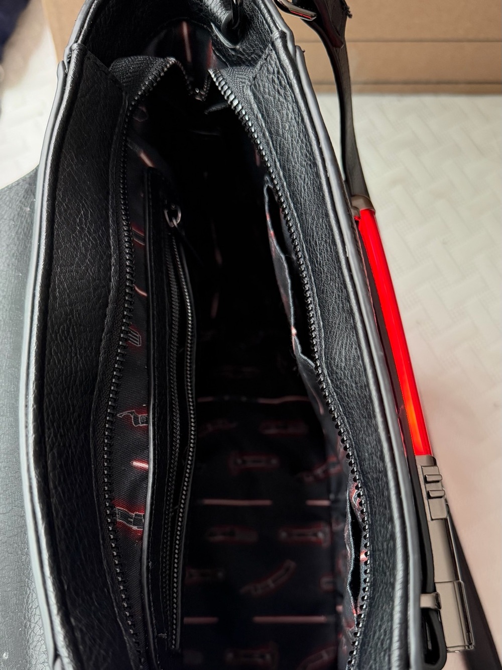 Darth Vader Lightsaber Purse - Picture 6 of 6